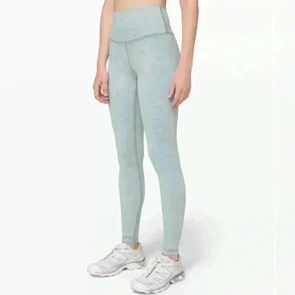 Lululemon Wunder Under High-Rise Tight *Snow Washed 28" Washed Chambray Size 4 - Picture 2 of 7